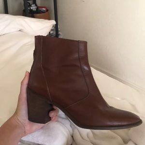 Cognac brown vintage style leather heel ankle boot